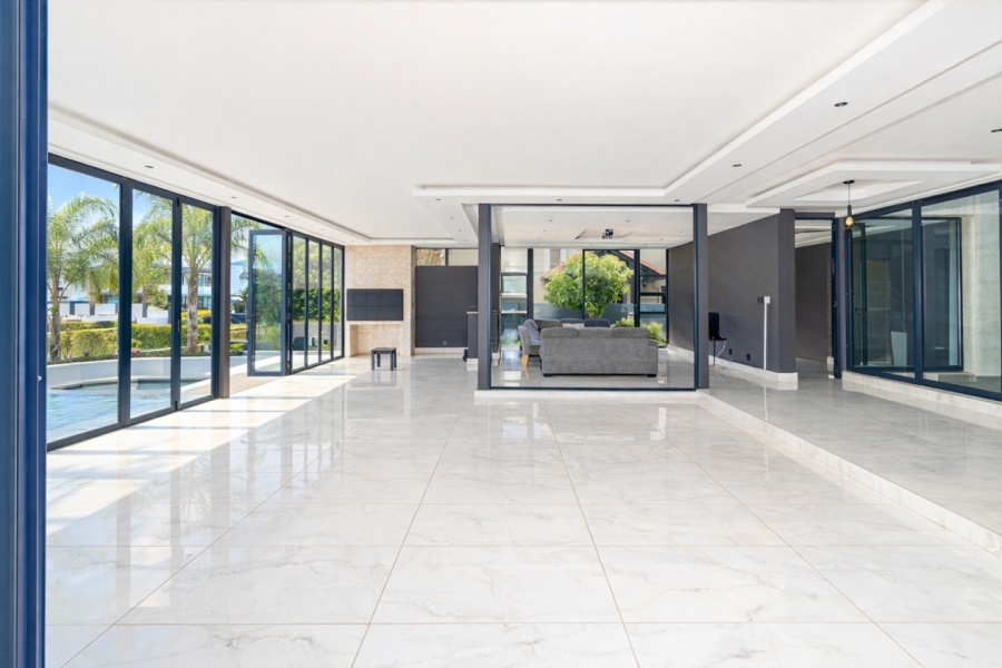 6 Bedroom Property for Sale in The Islands Estates North West